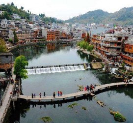 宜宾长沙旅游攻略(长沙旅游攻略景点必去二日游)