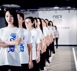 宜宾南京少儿模特兼职(南京潮童星少儿模特培训地址)