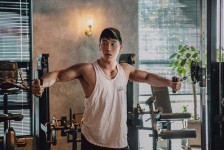 宜宾肌肉男模(肌肉男模板)
