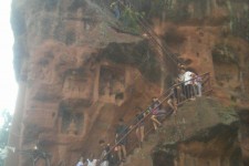 宜宾乐山旅游攻略(乐山旅游攻略自由行路线推荐)