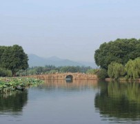 宜宾杭州游玩攻略(无锡到杭州游玩攻略)