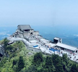宜宾湖南旅游攻略(武汉到湖南旅游攻略)