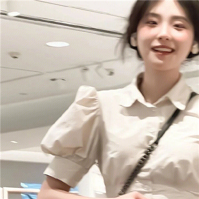宜宾高端纯出女孩雇用(高端名媛定造)奢华游艇豪侈生活月入50W