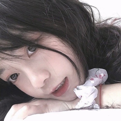 宜宾伴游女生柳依依的资料