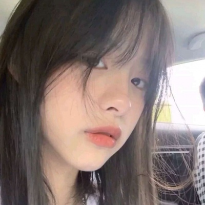 宜宾伴游女生周玉洁的资料