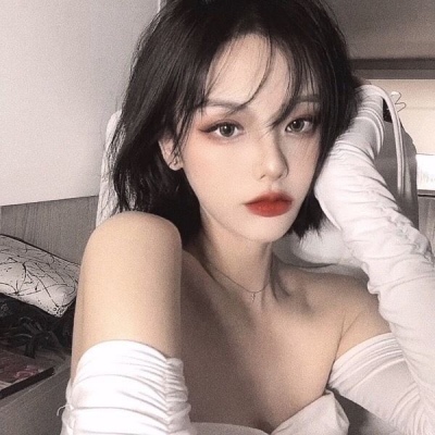 宜宾伴游女生李幻极的资料