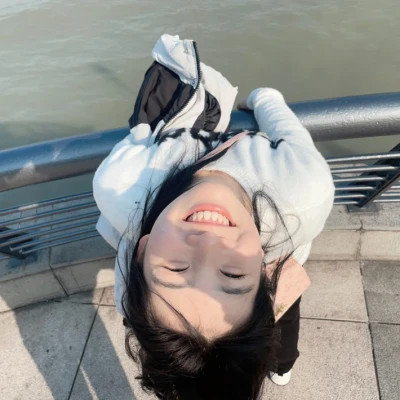 宜宾伴游女生李琳洁的资料